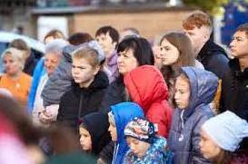 Стаття Переселенці та багатодітні родини отримали соціальні квартири в Борисполі (ФОТО) Утренний город. Донецьк