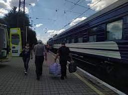 Стаття Вчасна евакуація рятує життя! Це складно, але необхідно! Ранкове місто. Донбас