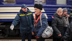 Стаття Уряд пропонує вразливим категоріям херсонців безкоштовну евакуацію на зимовий період Утренний город. Донецьк