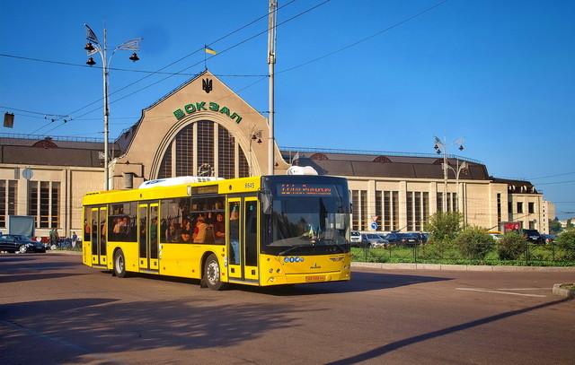 Стаття Україна поступово відмовиться від дизельних автобусів у містах Утренний город. Донецьк