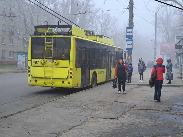 Стаття У Херсоні ввели безкоштовний проїзд у тролейбусах Ранкове місто. Донбас