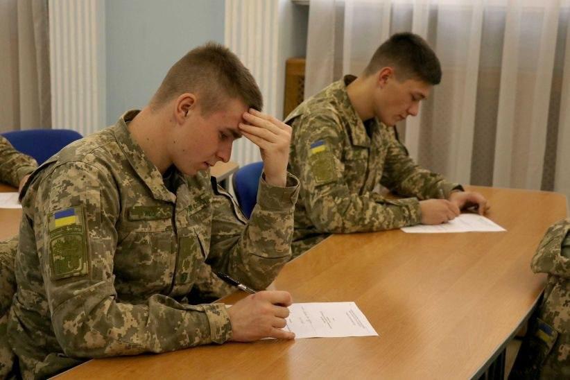 Стаття Особливості вступної кампанії до військових вишів у 2023 році Ранкове місто. Донбас