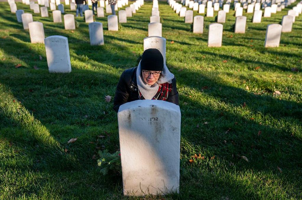 Стаття «Людина захищає свободу країни — це найпрестижніше». Історія Арлінгтонського військового цвинтаря Ранкове місто. Донбас