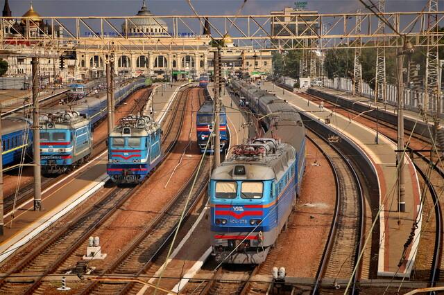 Стаття Новий розклад пасажирських поїздів створює нові маршрути з Одеси Ранкове місто. Донбас