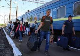 Стаття Евакуація з Донеччини, як це зробити: контакти, умови, куди поїхати Ранкове місто. Донбас