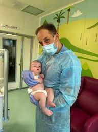 Стаття В Україні вперше 2-місячній дитині провели трансплантацію кісткового мозку. ФОТО Ранкове місто. Донбас