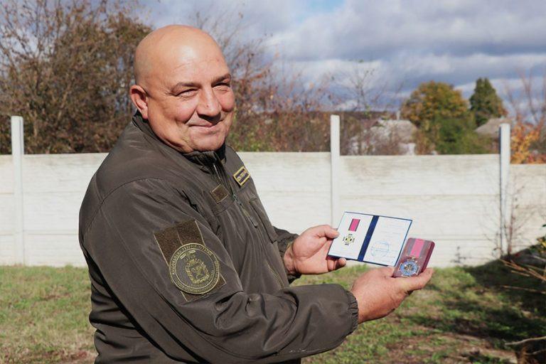 Стаття Підбив ворожий танк і отримав орден: 50-річний шахтар з Донеччини боронить рідний край в лавах ЗСУ Ранкове місто. Донбас