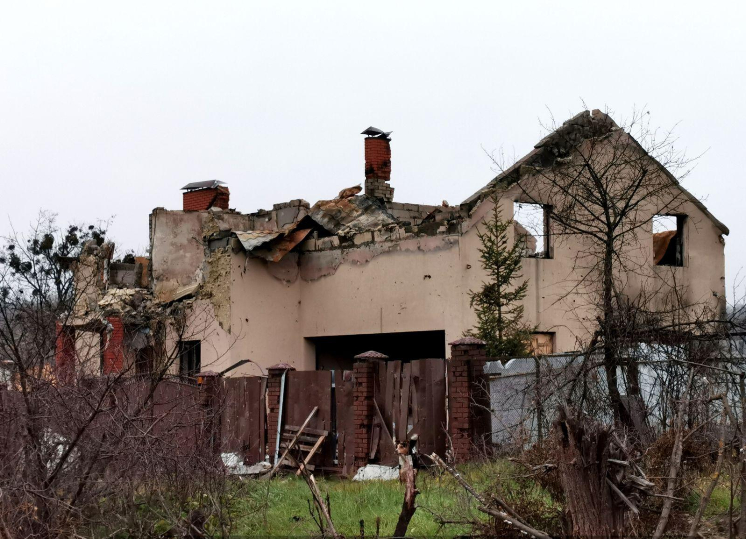 Стаття Українці отримають компенсацію на відбудову житла на власній землі: умови програми Ранкове місто. Донбас