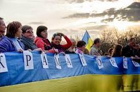 Стаття Зібралися з українськими прапорами під час окупації: як у Краматорську 10 років тому пройшов День вільних людей Ранкове місто. Донбас