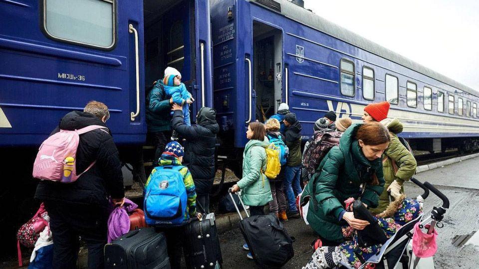 Стаття Увага! У травні евакуація з Донеччини відбуватиметься до Волинської області Ранкове місто. Донбас