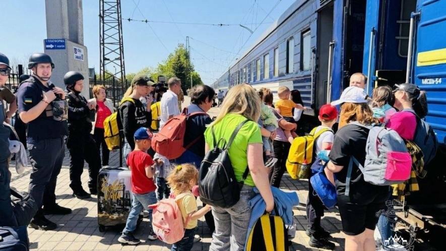 Стаття З 5 липня розпочинається безкоштовна евакуація з Донеччини до громад Волинської області Ранкове місто. Донбас